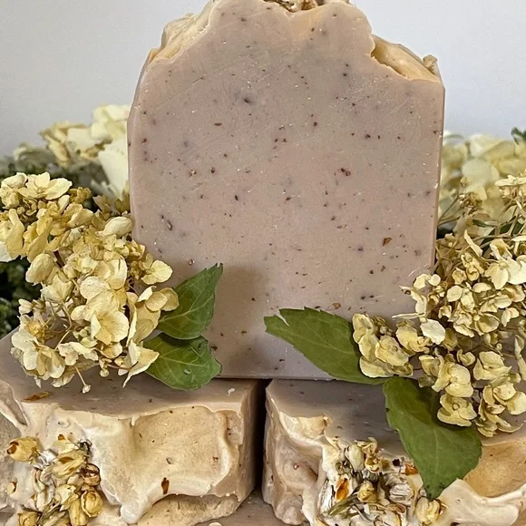 These soaps have already been bundled and can be purchased as ( set of 5 soaps ) - Picture 4 of 5